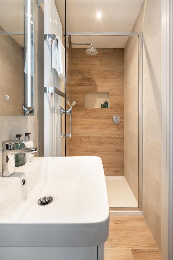 The Orchard, 5 Star Luxury Accommodation Нюкасъл Екстериор снимка